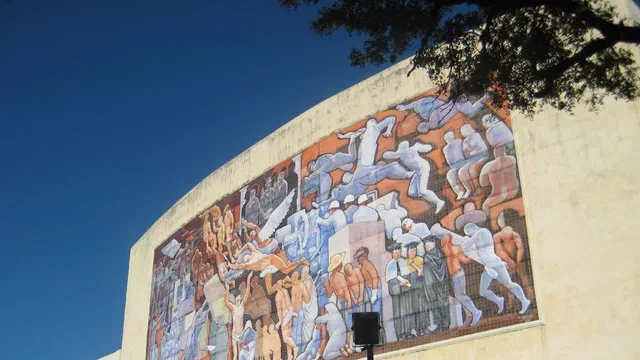 Imagen de archivo: Biblioteca de la Universidad Autónoma de Santo Domingo (UASD).